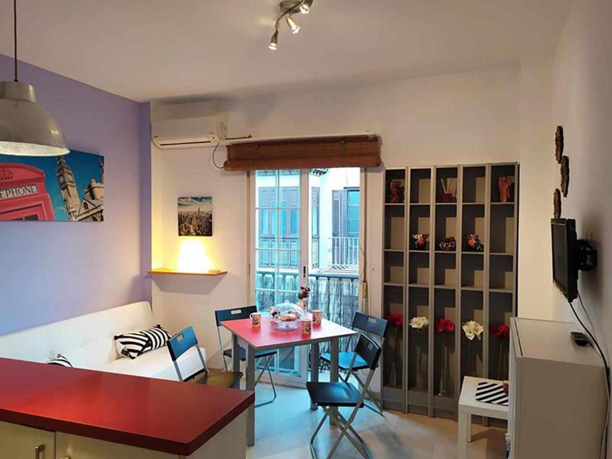 Charming Malaga Stay Walk To Top Sights Luaran gambar