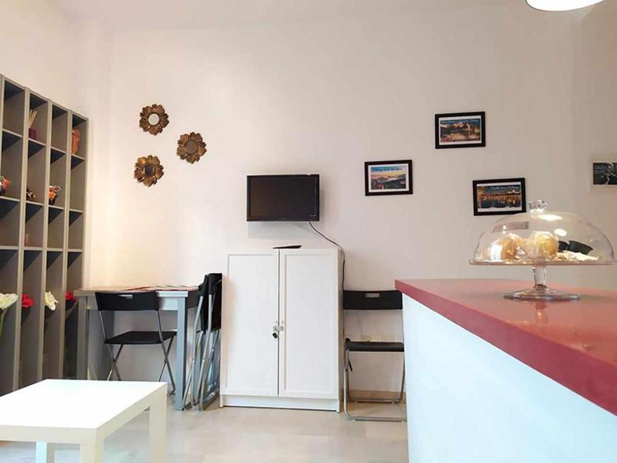 Charming Malaga Stay Walk To Top Sights Luaran gambar