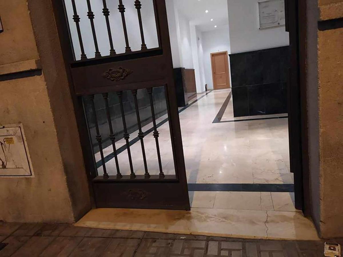 Charming Malaga Stay Walk To Top Sights Luaran gambar